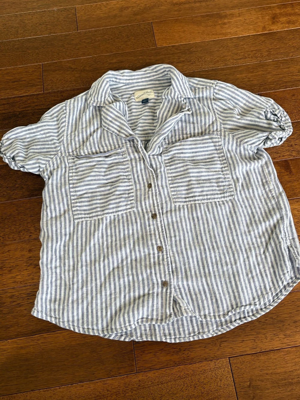 Universal Thread Blue & White Striped Button-Down Kids Shirt